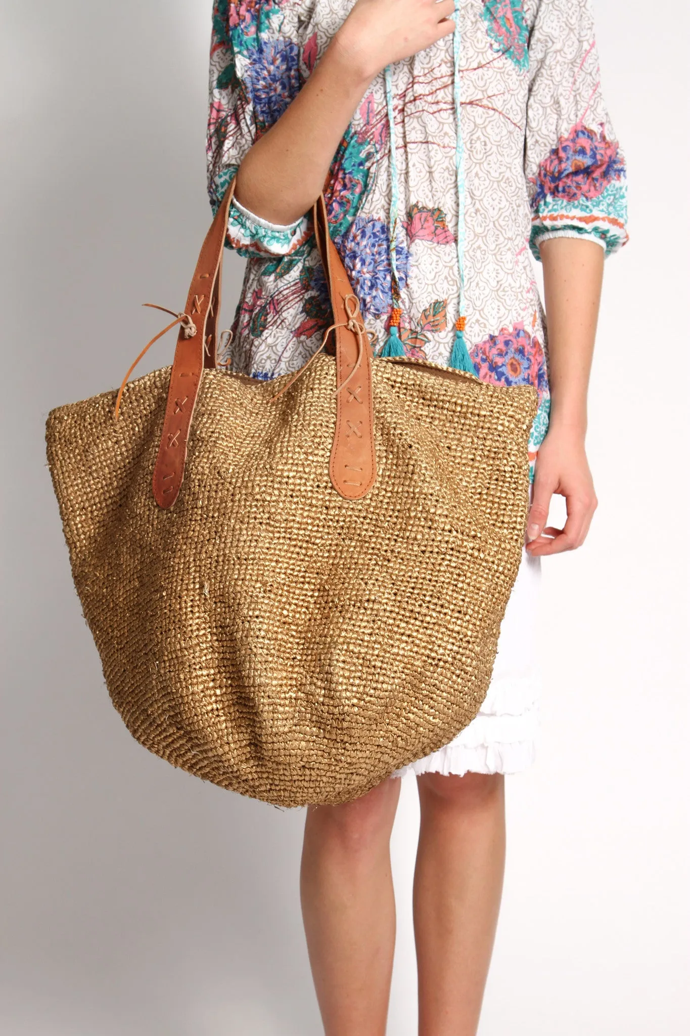 Bondi Raffia Beach Bag in Gold