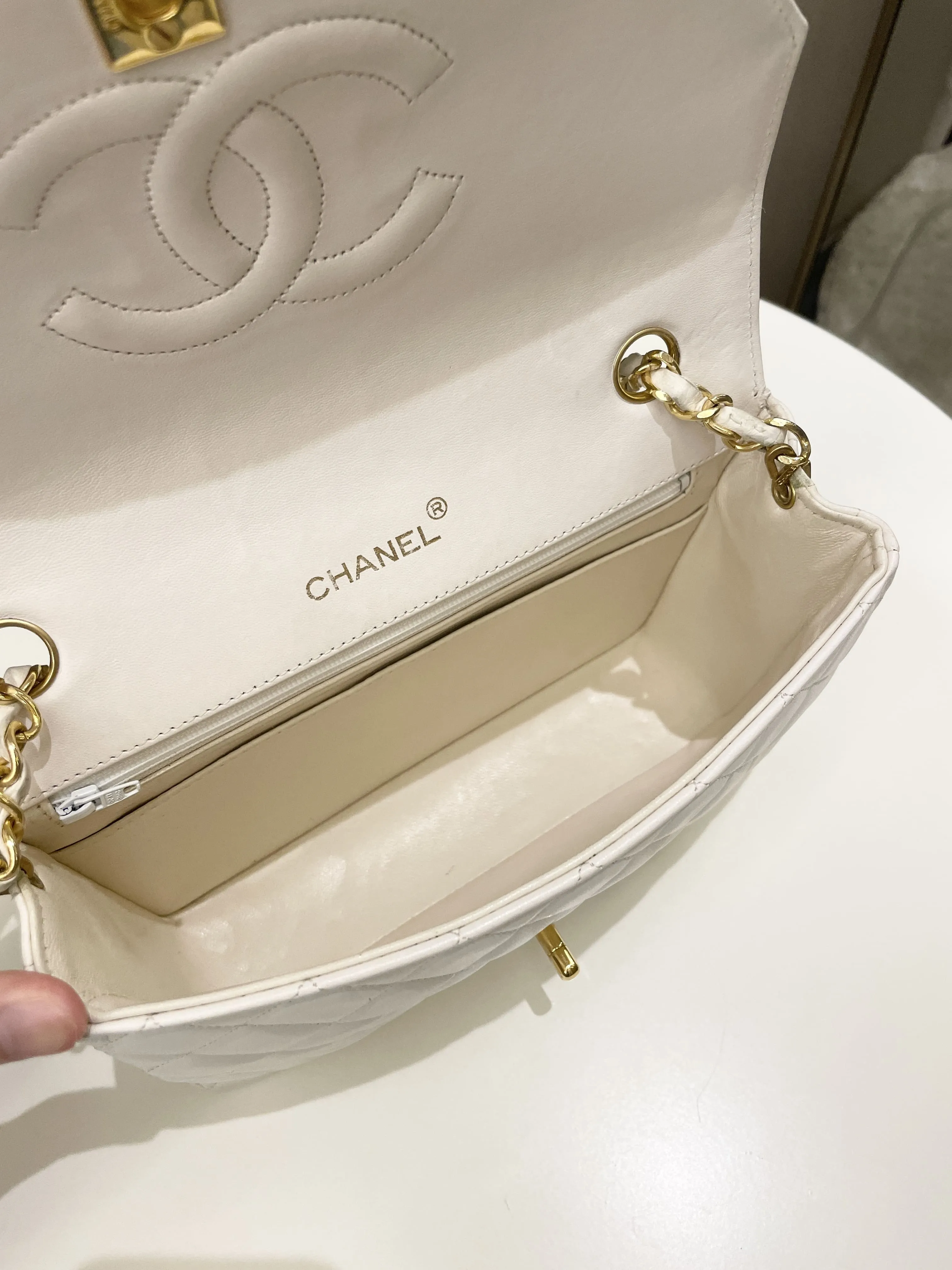 Chanel Vintage Quilted Flap Bag White Lambskin