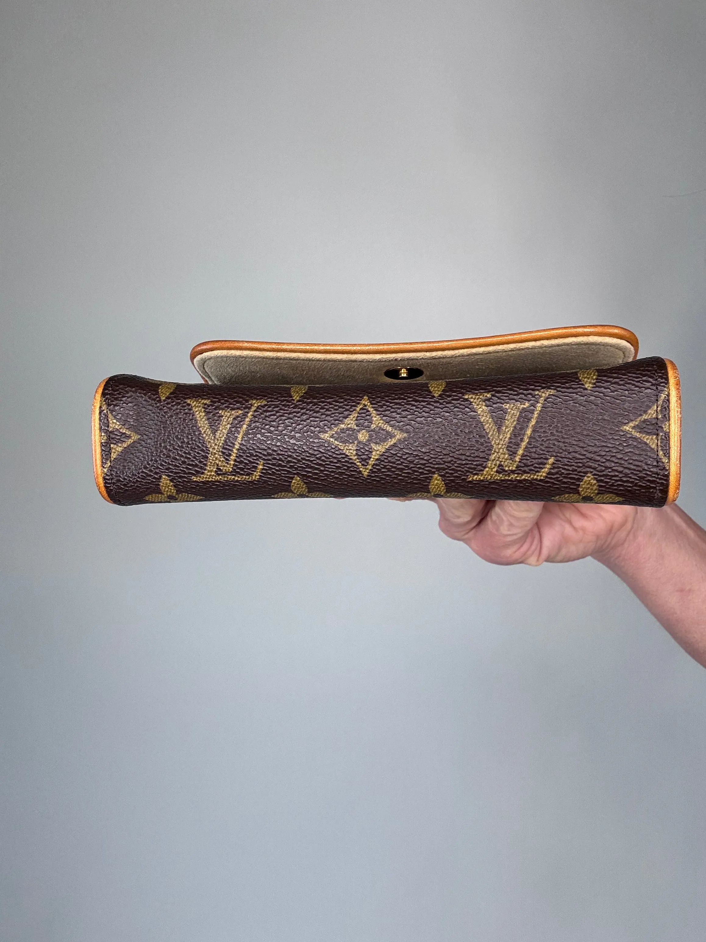 Louis Vuitton Florentine Vintage Belt Bag