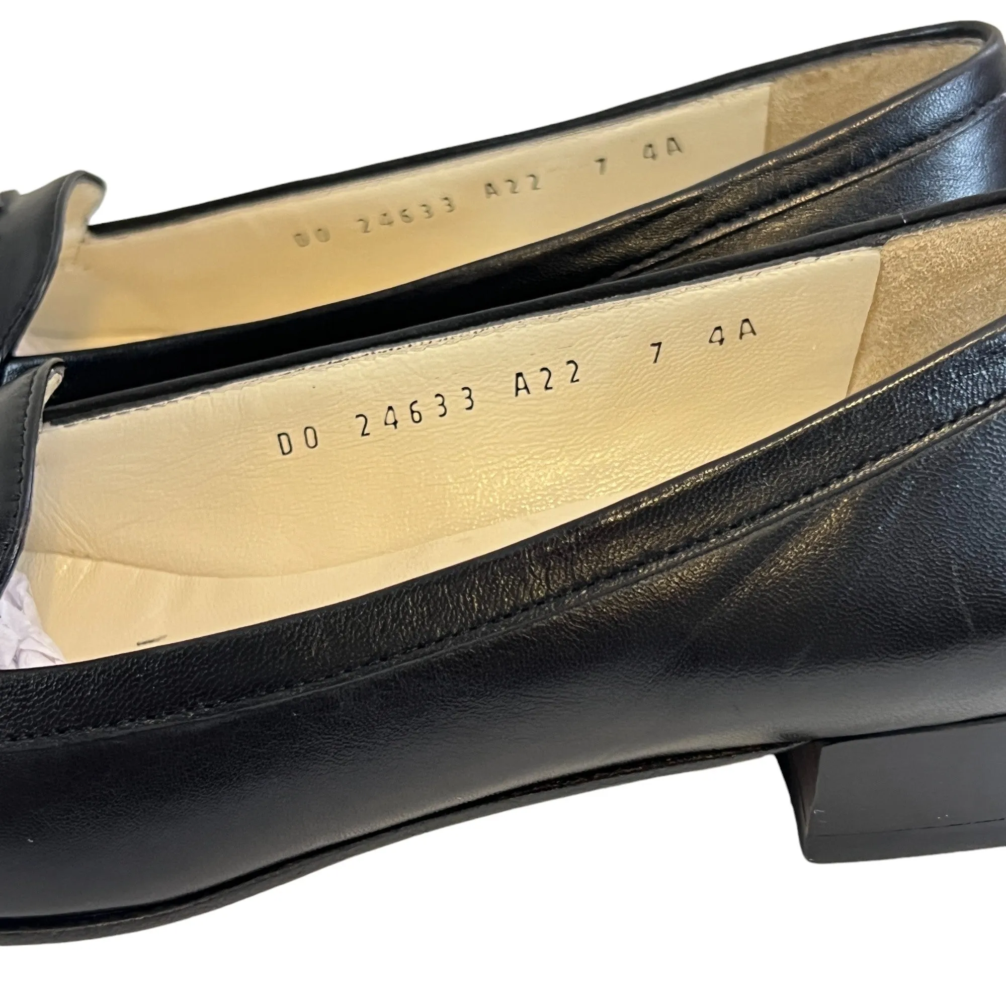 Salvatore Ferragamo Black Leather Gancini Logo Loafers Size 7 4A