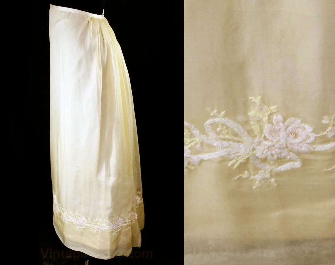 Size 10 Antique Silk Skirt - Wonderful Ivory Chiffon with Embroidered Flowers & Bows At Border Hem - 1900s Edwardian or 1800s Victorian
