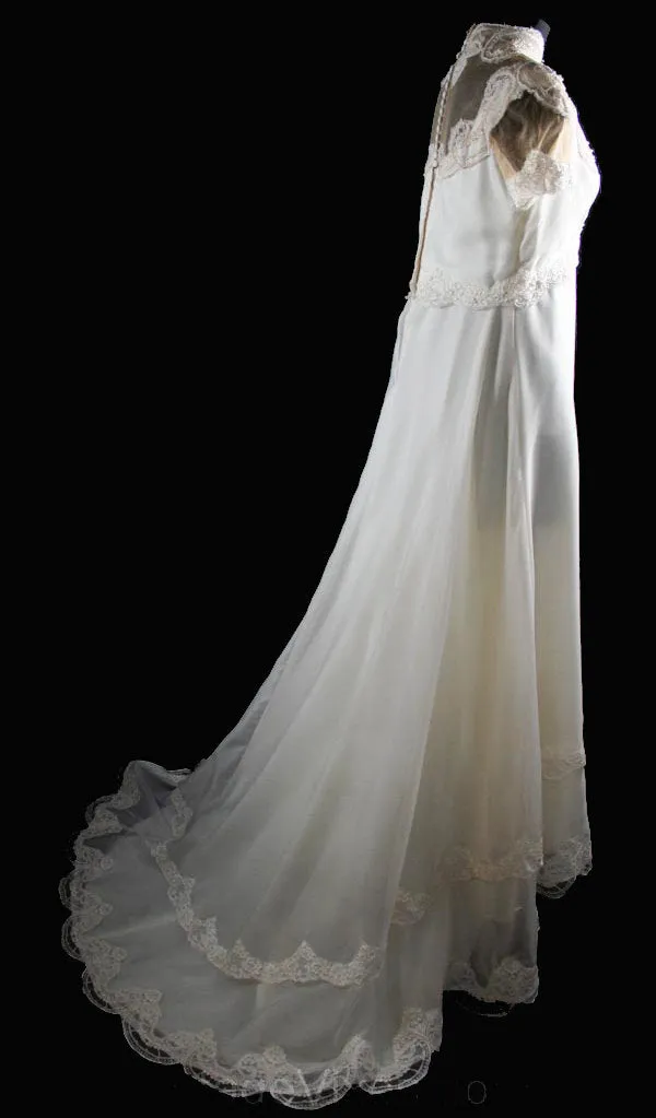 Size 10 Wedding Dress - Gibson Girl Inspired Antique Style 60s Bridal Gown with Pearl-Rimmed Lace - Medium - Bust 37.5 - Waist 30 - 34159-1