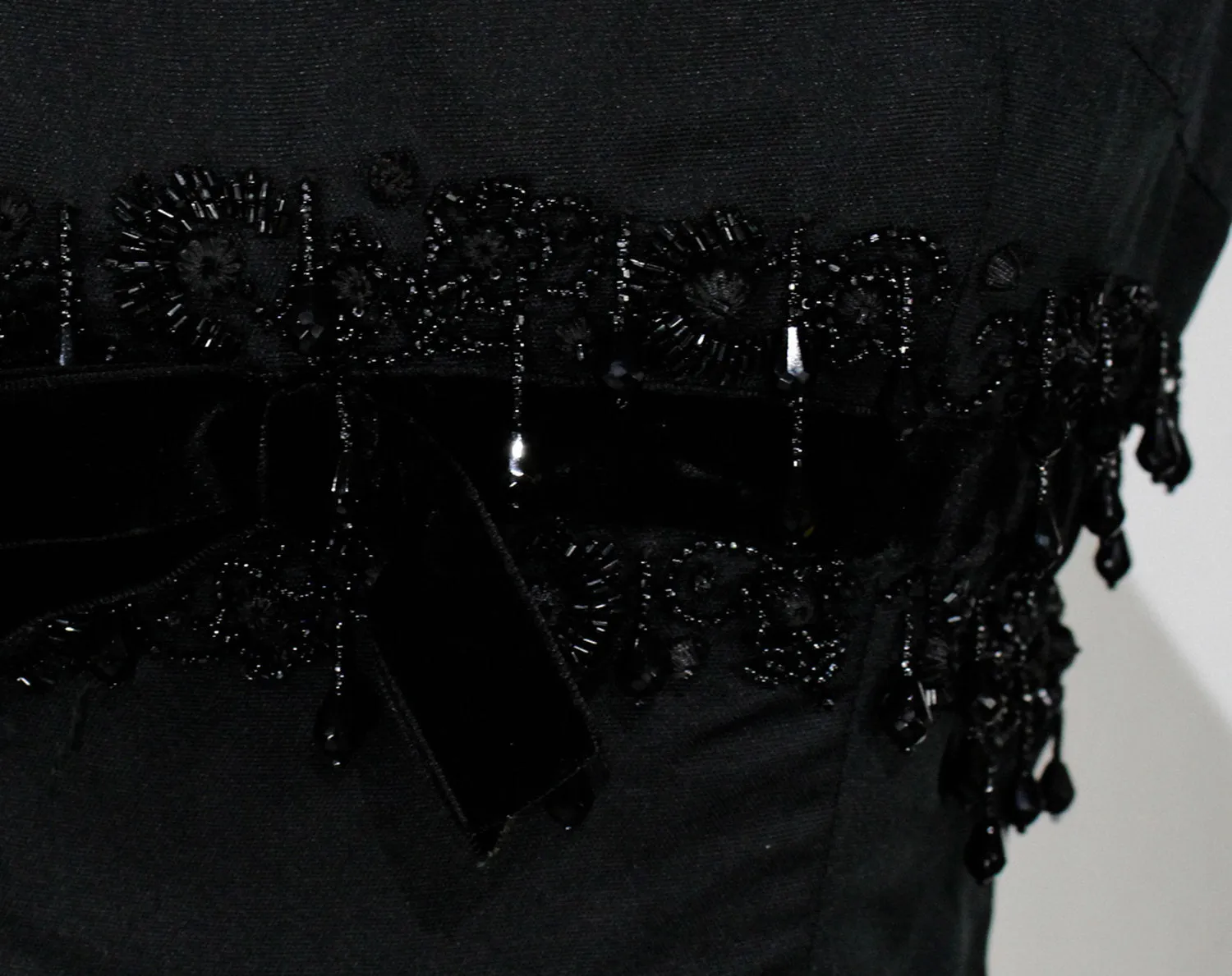 Size 12 1950s Cocktail Dress - Haute Quality Black Silk with Beaded Velvet Torso - Fit & Flare Full Skirt - Large Size 50s Glamor - Waist 30