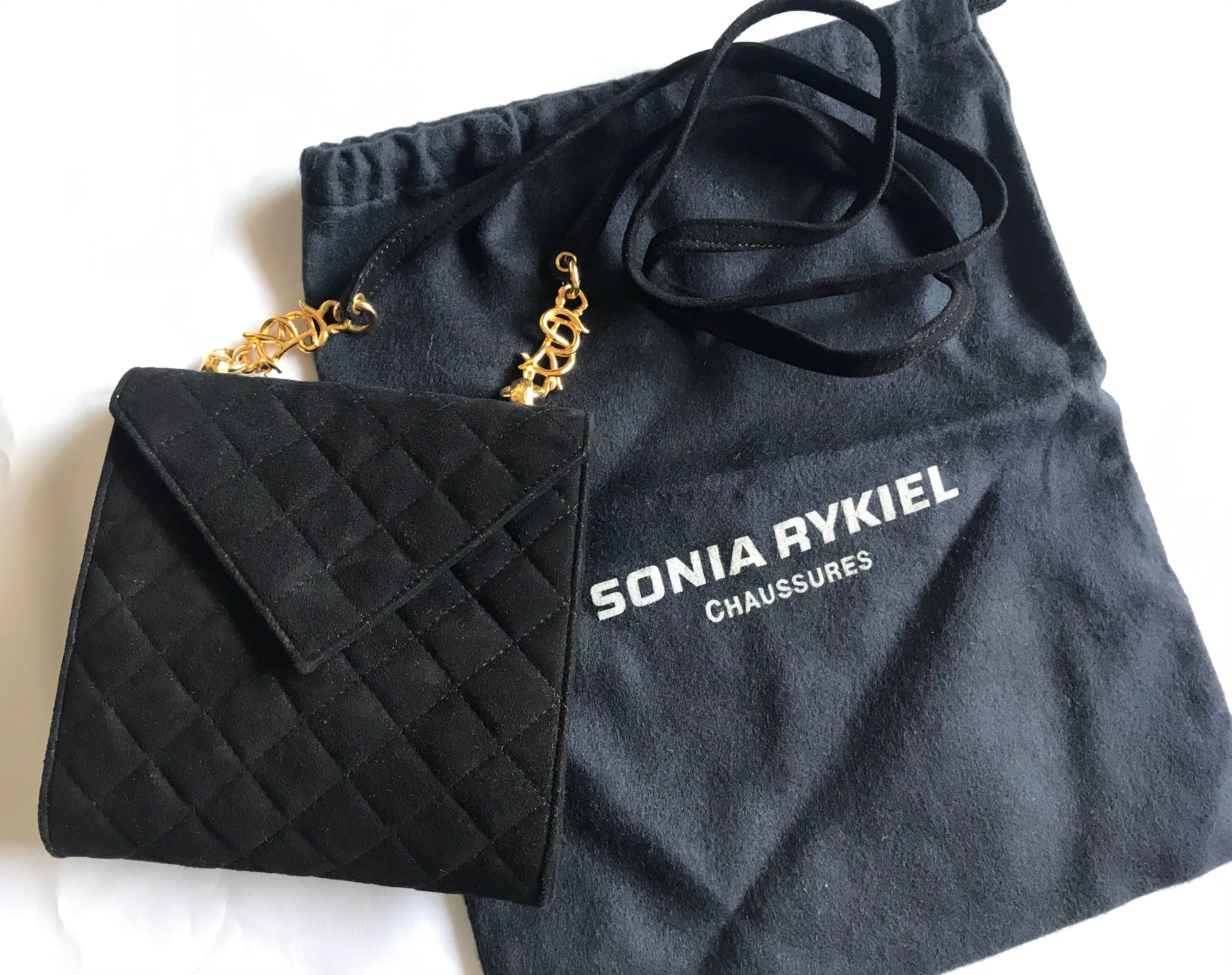 Vintage Sonia Rykiel black suede leather purse with golden logo brass. Quilted suede bag. 0404254